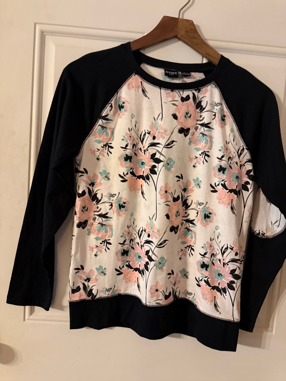 Cruel Girls Pullover Top - Black with Pink & Aqua Flowers Sz. XL 12